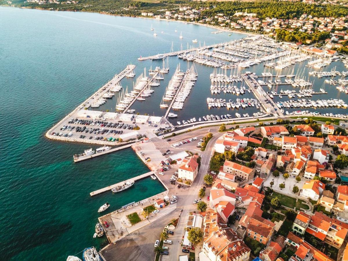 Beach Apartment - 50M From The Beach With Free Parking Biograd Na Moru Exterior photo