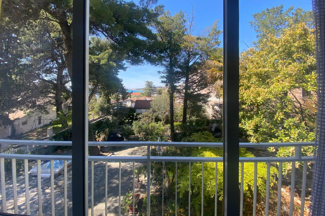 Beach Apartment - 50M From The Beach With Free Parking Biograd Na Moru Exterior photo