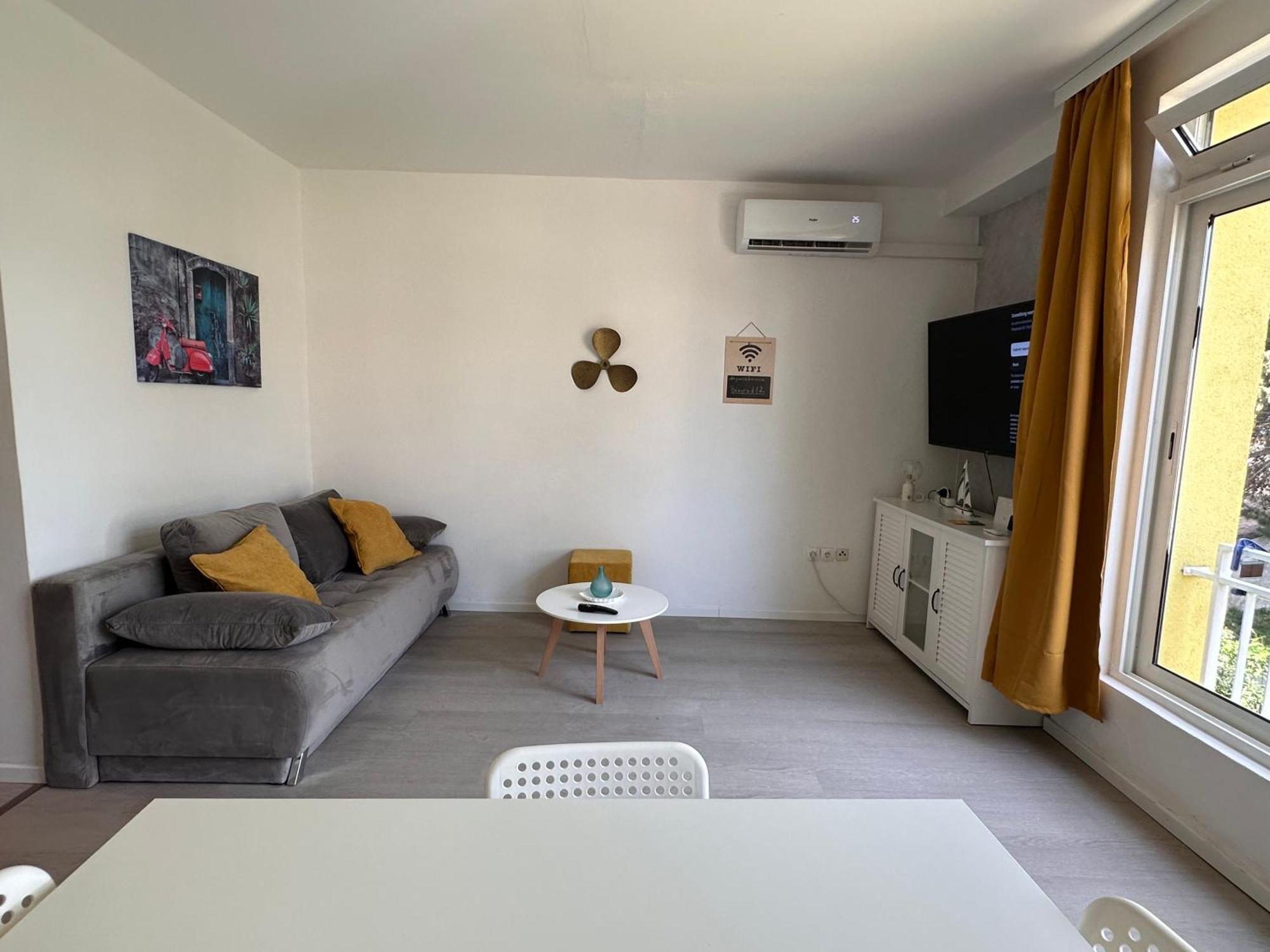Beach Apartment - 50M From The Beach With Free Parking Biograd Na Moru Exterior photo